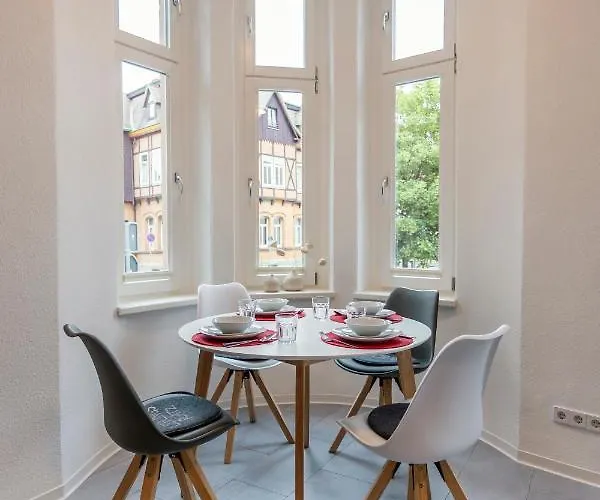 Wr Rote In Der Alten Apotheke